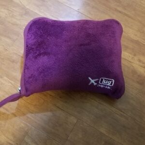 LUG nap sac, blanket to pillow with carry strap